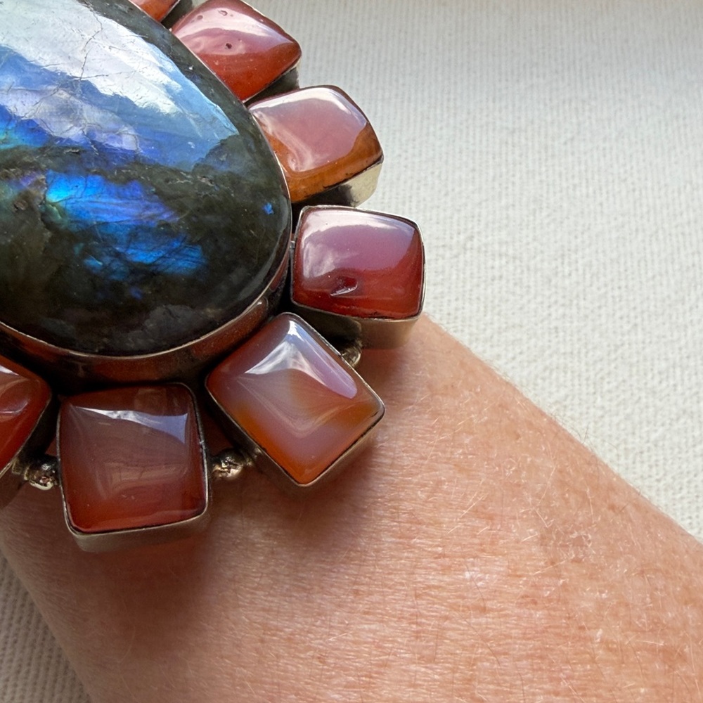 Silver Labradorite and Carnelian colors Statement Cuff Bracelet - Picture 4 of 5